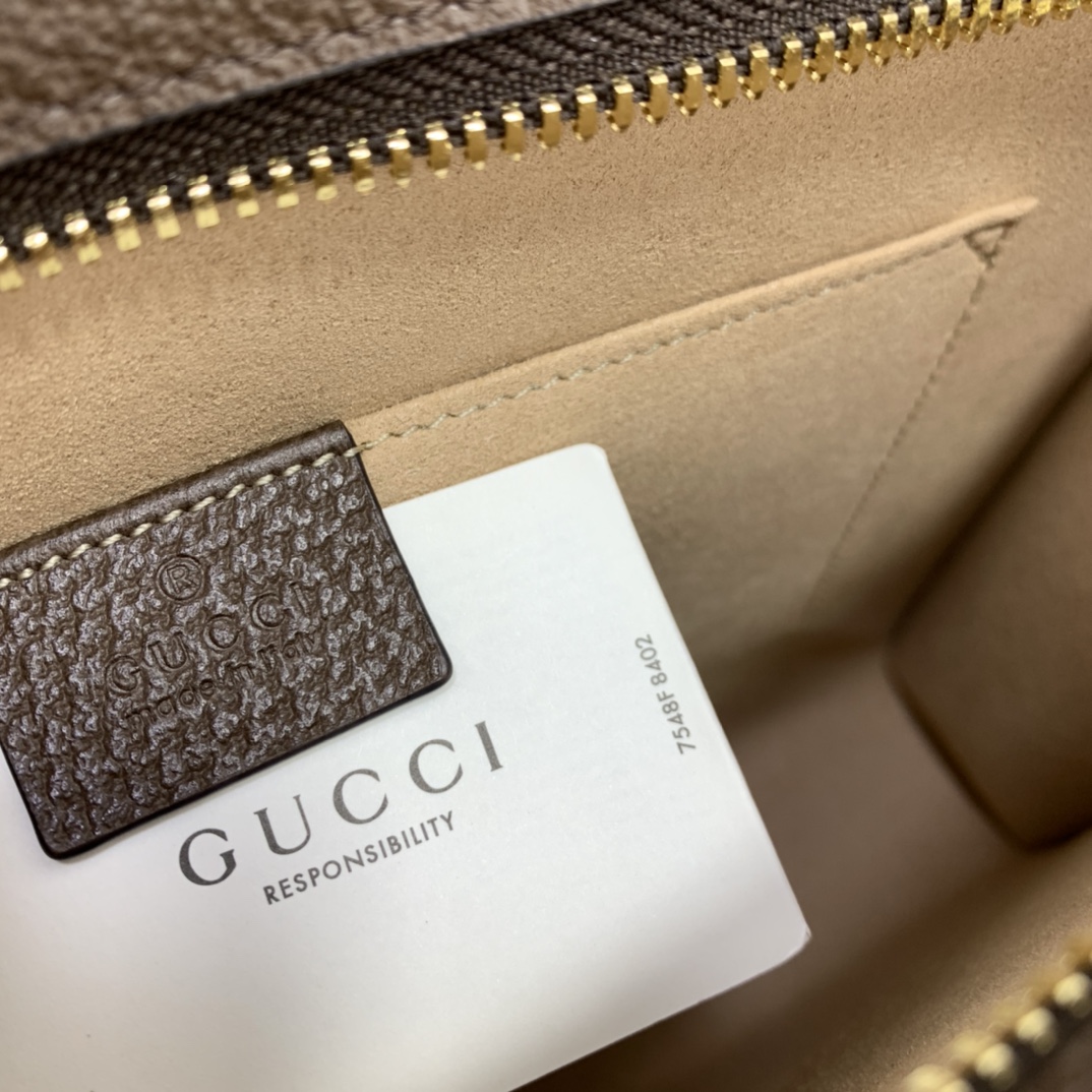 Gucci Clutch Bags